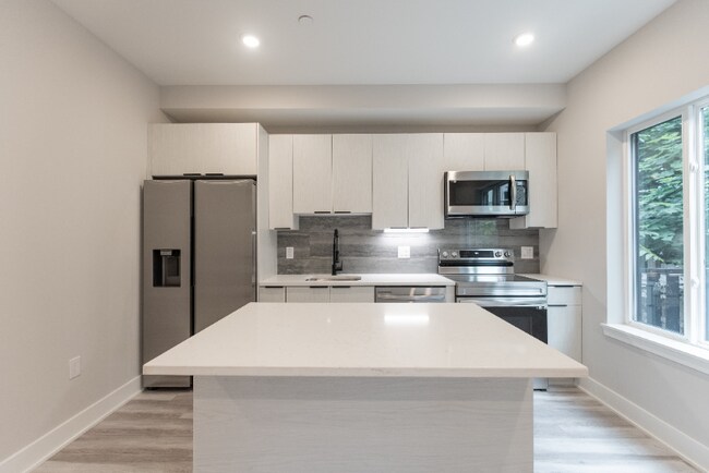 Foto del edificio - 665 N 35th St