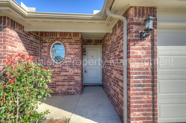 Foto del edificio - FOR LEASE | Broken Arrow | 3 Bed, 2 Bath H...