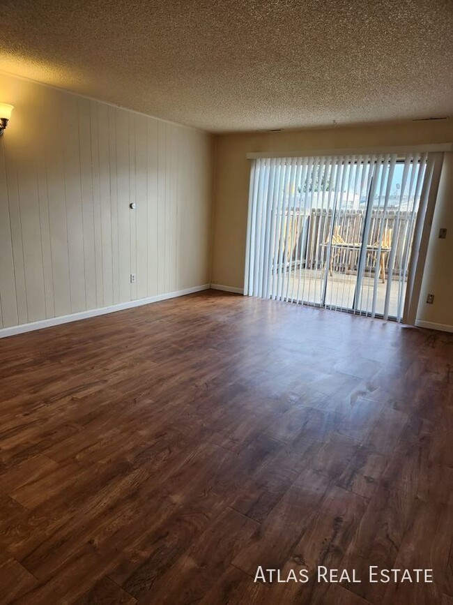 Foto del edificio - ONE MONTH FREE RENT IF MOVED IN BY 2/20! C...