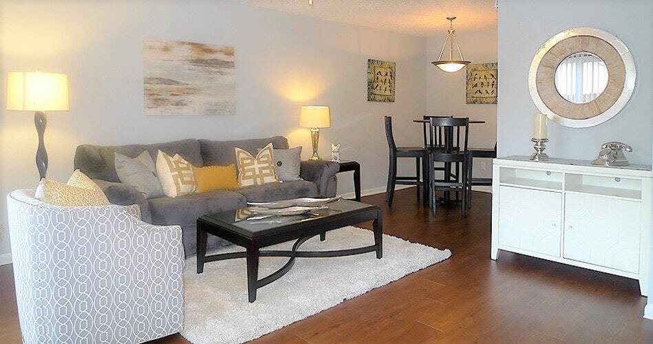 Foto del edificio - 8810 Tallwood Dr