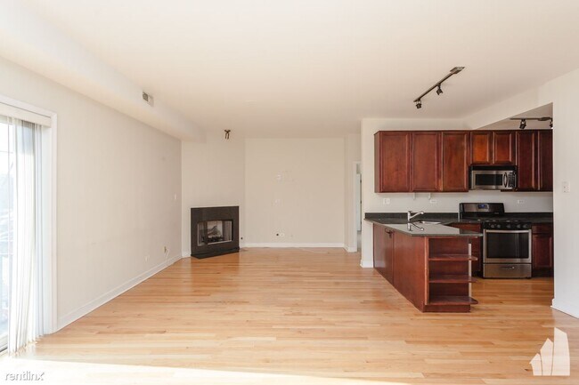 Foto del edificio - 2 br, 2 bath Condo - 2158 W Grand Ave # 2A