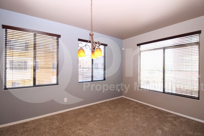 Foto del edificio - 900 South 94th Street