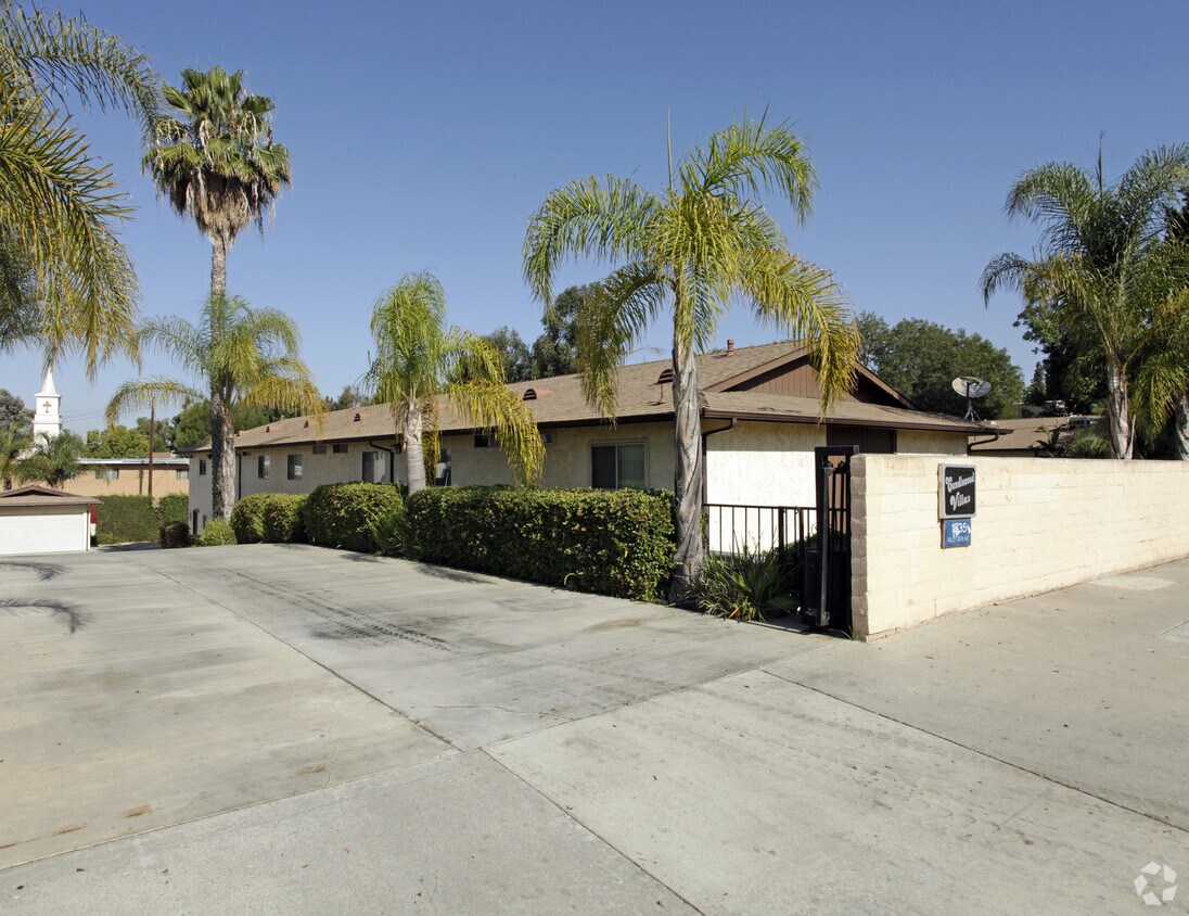 Foto del edificio - Candlewood Villas