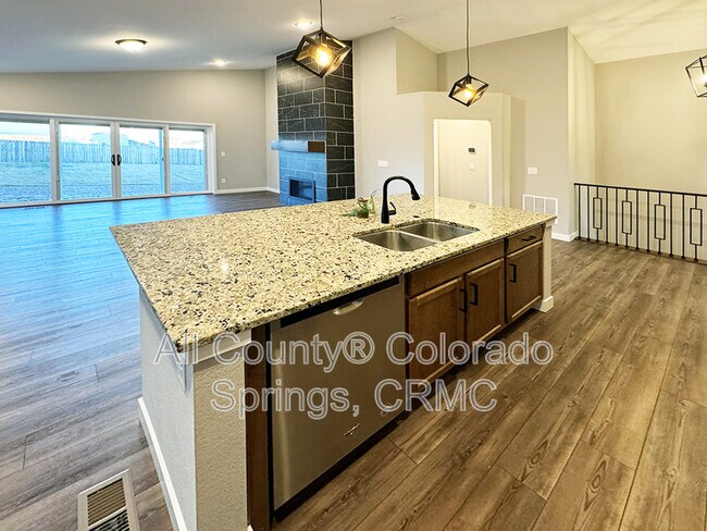 Foto del edificio - 10751 Rolling Peaks Dr