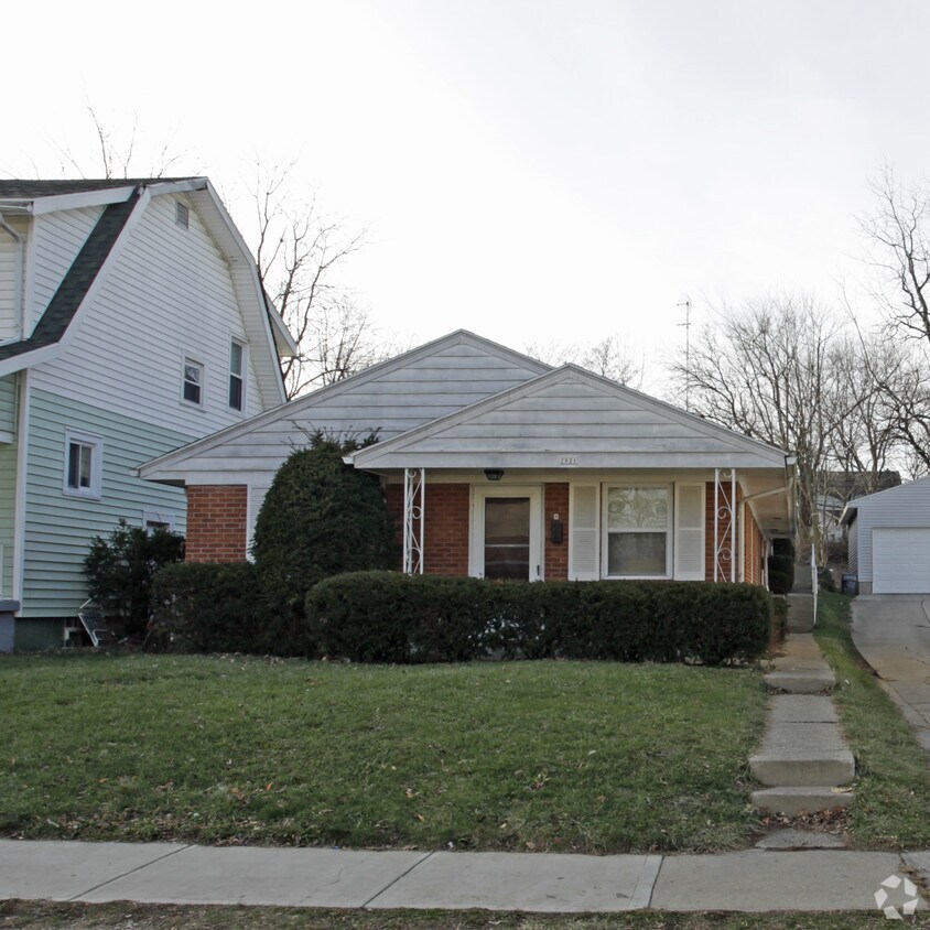 Primary Photo - 2021 Mayfair Rd