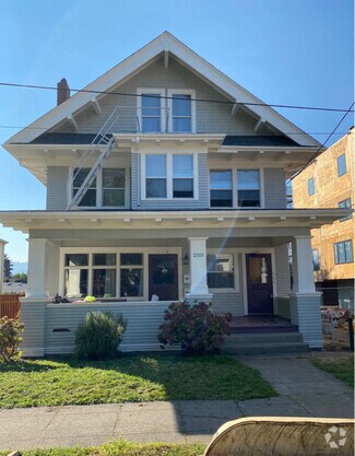 Building Photo - 2515 SE 23rd Ave