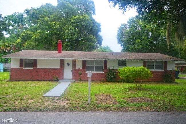 Building Photo - 5601 N 16th St