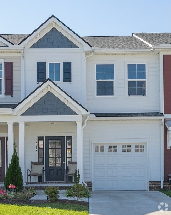 Building Photo - 2097 Orangery Dr