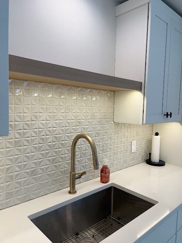 Foto del edificio - 7277 Yellowstone Dr