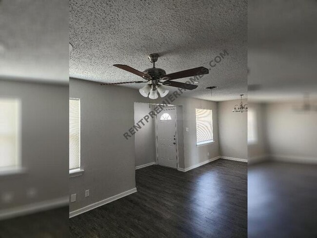 Foto del edificio - 5325 Hensley Dr