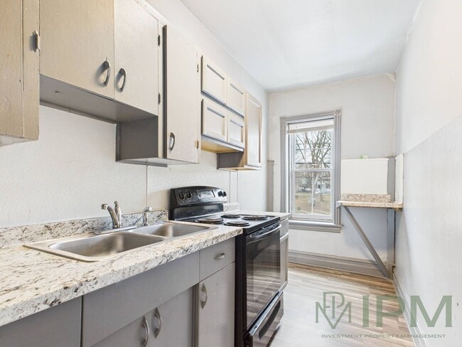 Foto del edificio - 734 Lehman St