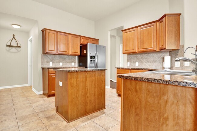 Foto del edificio - 9226 Fernwillow Dr