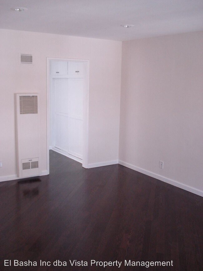 Building Photo - 3717 Los Feliz Blvd