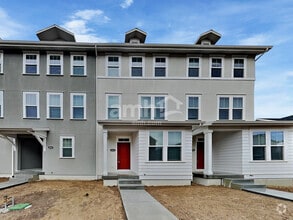 Building Photo - 6018 W Copper Hawk Dr