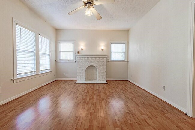 Foto del edificio - 837 Peddie St