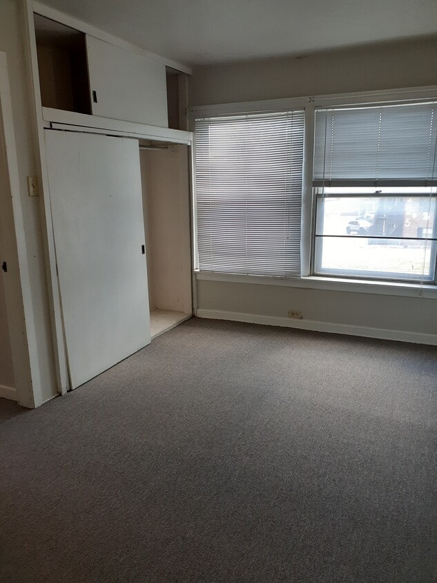 Primary Photo - 1228 Ratone St