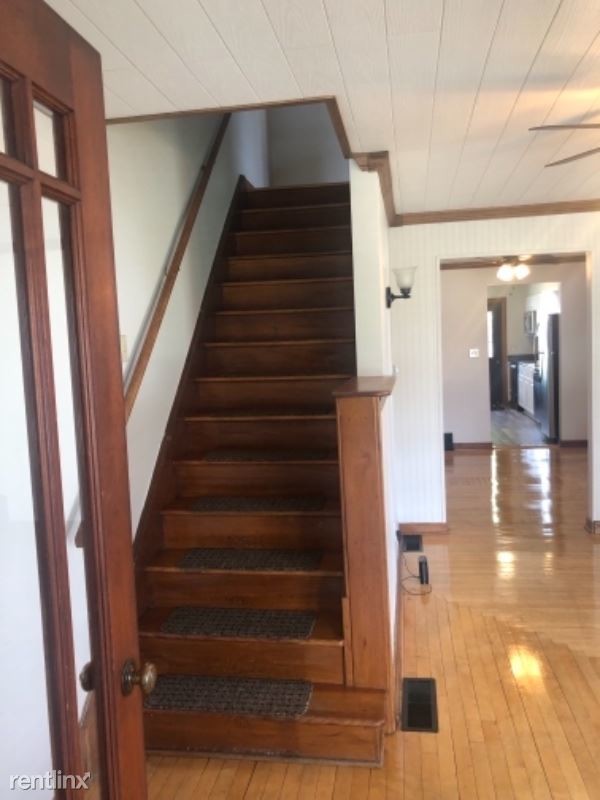 Foto del edificio - 2 br, 1.5 bath Apartment - 122 West Second
