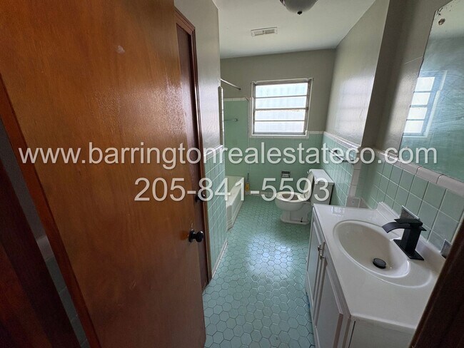 Building Photo - 25 68th St S