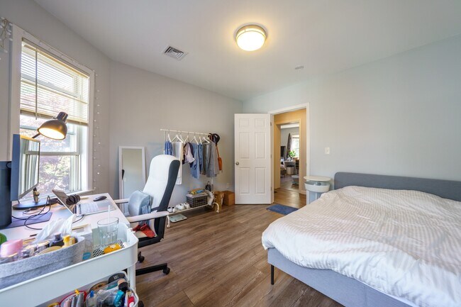 Foto del edificio - 24 Fiske St