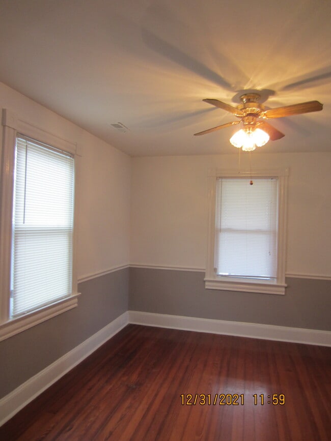 Dining Room - 701 Amelia St