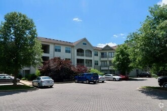Building Photo - 414 Rosedale Ave