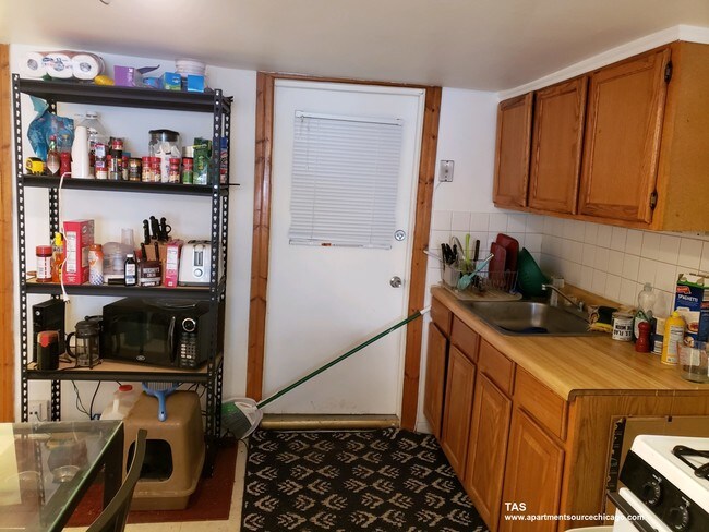 Foto del edificio - 3120 N Kimball Ave
