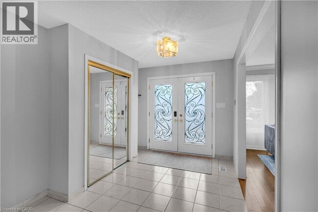 Building Photo - 489 Acadia Dr
