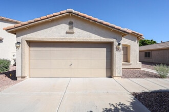 Building Photo - 16034 W Winchcomb Dr