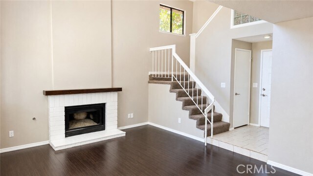 Foto del edificio - 4612 Canyon Park Ln