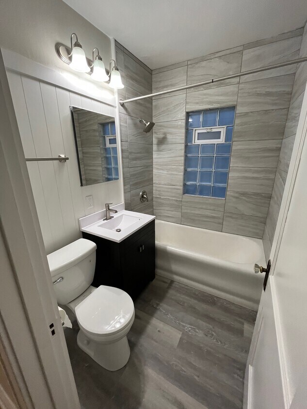 Bathroom - 2252 N 62nd St