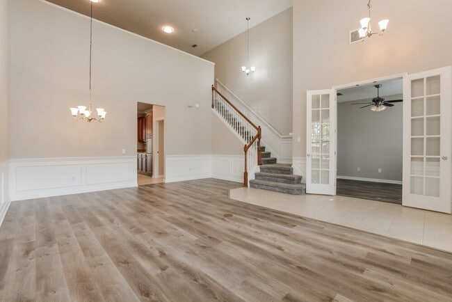 Building Photo - 8463 Abbotsbury Dr