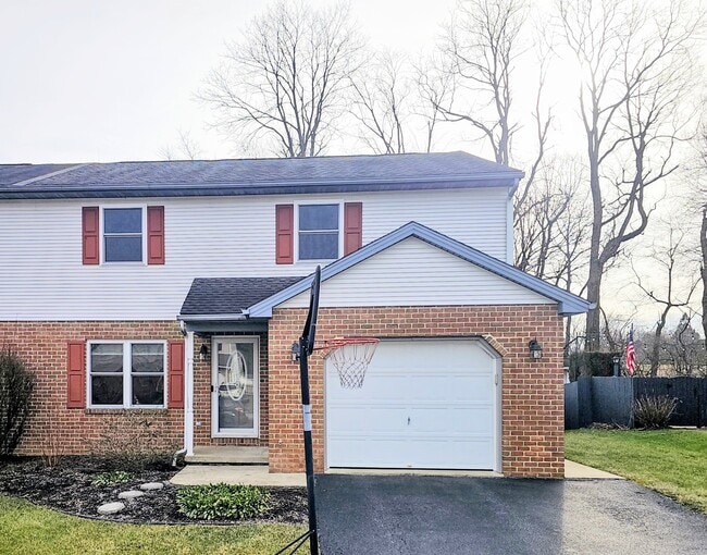 Building Photo - 91 Sunrise Cir