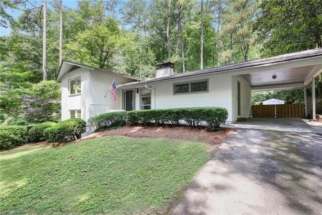 Photo - 2800 Mornington Dr NW House