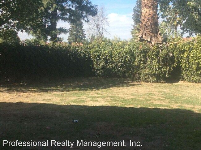 Foto del edificio - 3 br, 2.5 bath House - 7900 COULTER PINE CT.