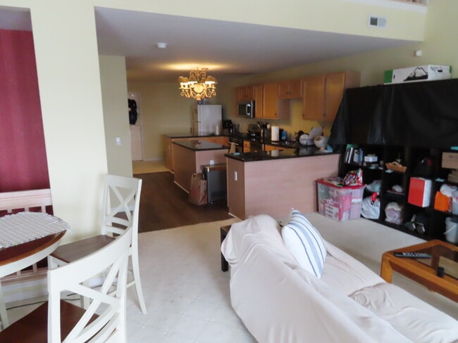 Foto del edificio - 1105 Freesia Ct
