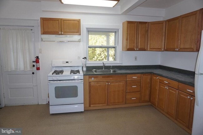 Building Photo - 18 Lawrenceville - Pennington Rd