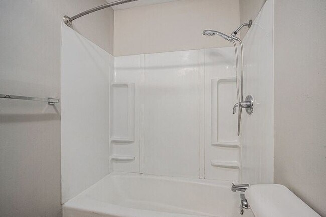 Foto del edificio - $1495 Charming, remodeled 3-Bed/1-Bath Ran...