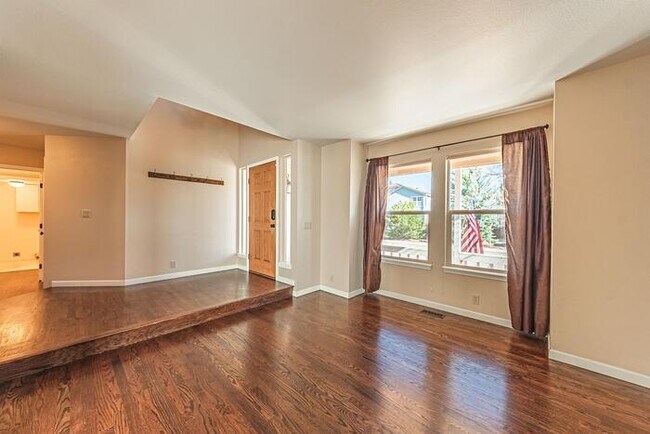 Building Photo - 1365 Casson Ct