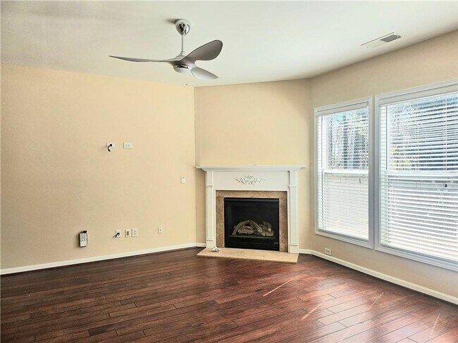 Foto del edificio - 2478 Brynfield Cove