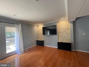 Building Photo - 6415 Blarney Stone Ct