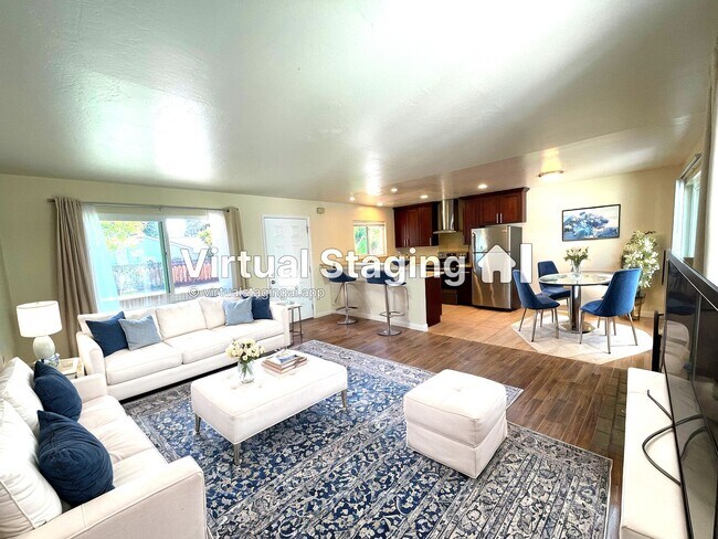 Building Photo - 1211 Weyburn Ln