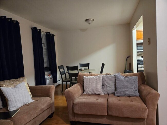 Building Photo - 538 Louisiana Ave