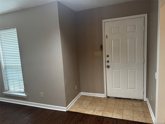 Building Photo - 4153 Denton Dr