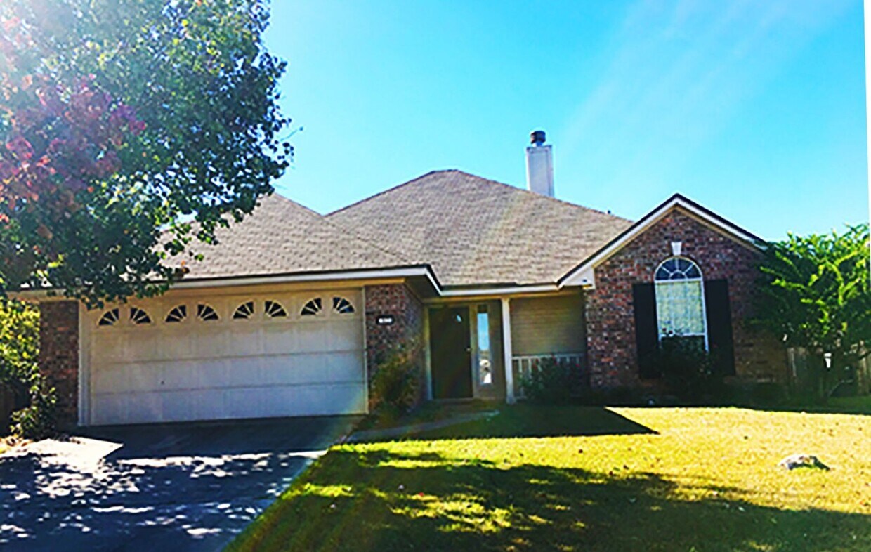 Foto principal - Northgate Village Home.