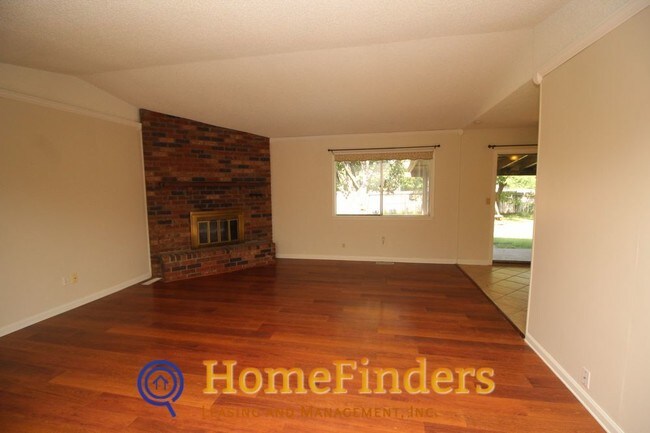 Building Photo - 4340 S. Elm Ave. Broken Arrow OK 74011