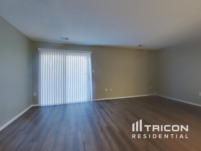 Foto del edificio - 1051 Dorset Dr