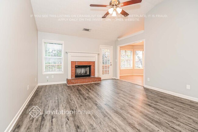 Foto del edificio - 3898 Duncan Ives Dr