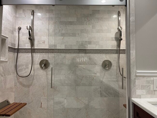 Building Photo - 157 Bowdoin St