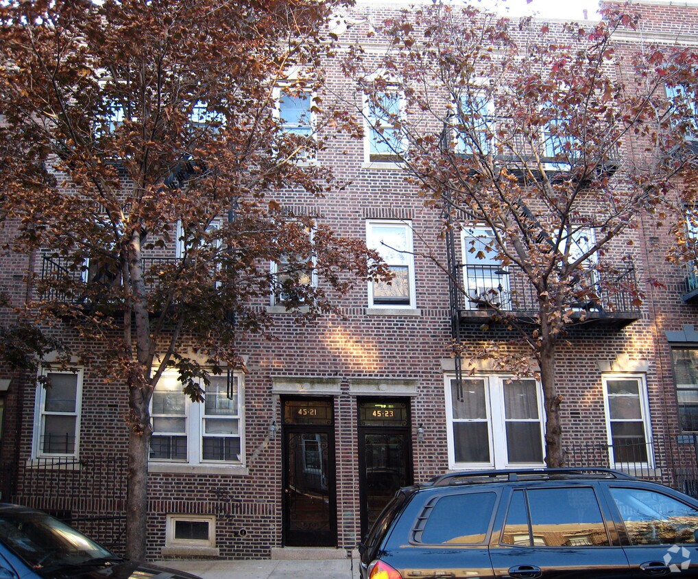 Foto del edificio - 45-21-23 40th St