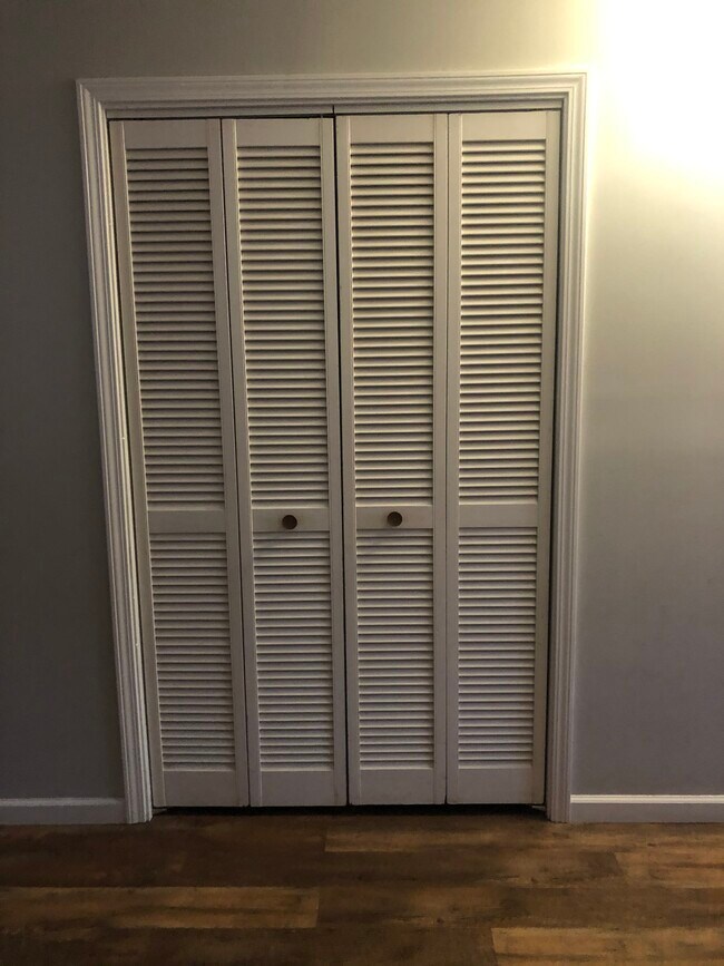 Large Bedroom Closet - 941 Tonawanda St